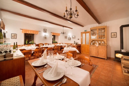 Restaurace